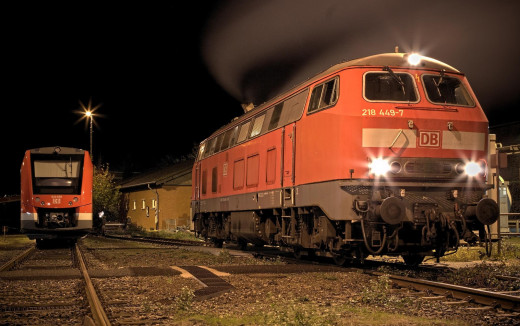 765795 (a): :2042x1277